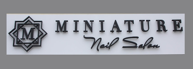 Miniature Nail Salon