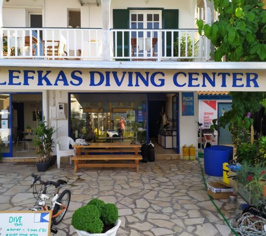 LEFKAS DIVING CENTER